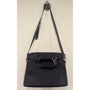 Tumi Black Nylon Crossbody Bag Laptop Cushioned Case